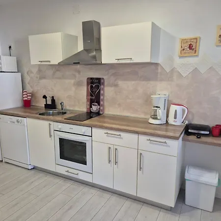 R And E Apartmán Supetarska Draga