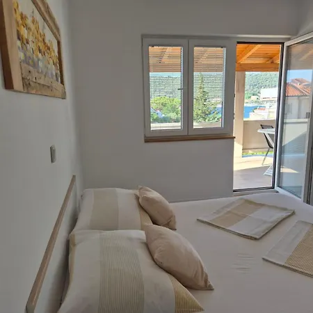 Apartmán R And E Supetarska Draga
